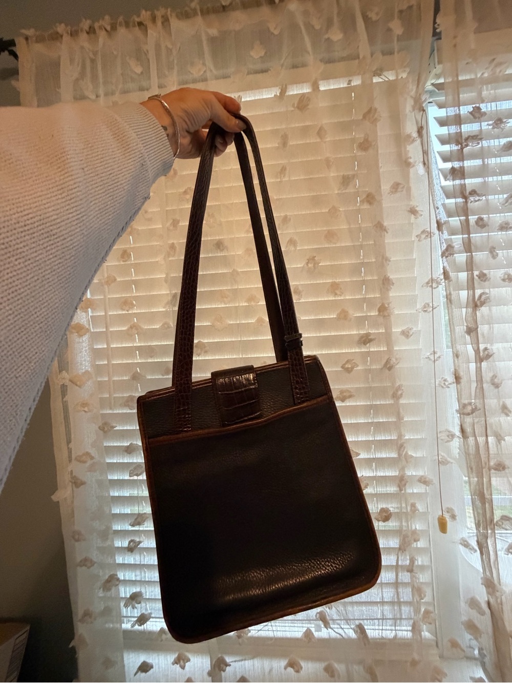 Brighton Structured Leather Bag - Picture 4 of 7